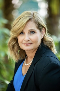 Liz Fogel