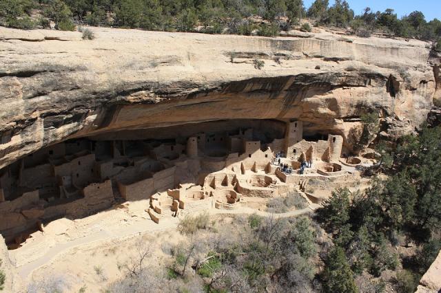 Contemporary Perspectives: Representing Native American Culture in Schools